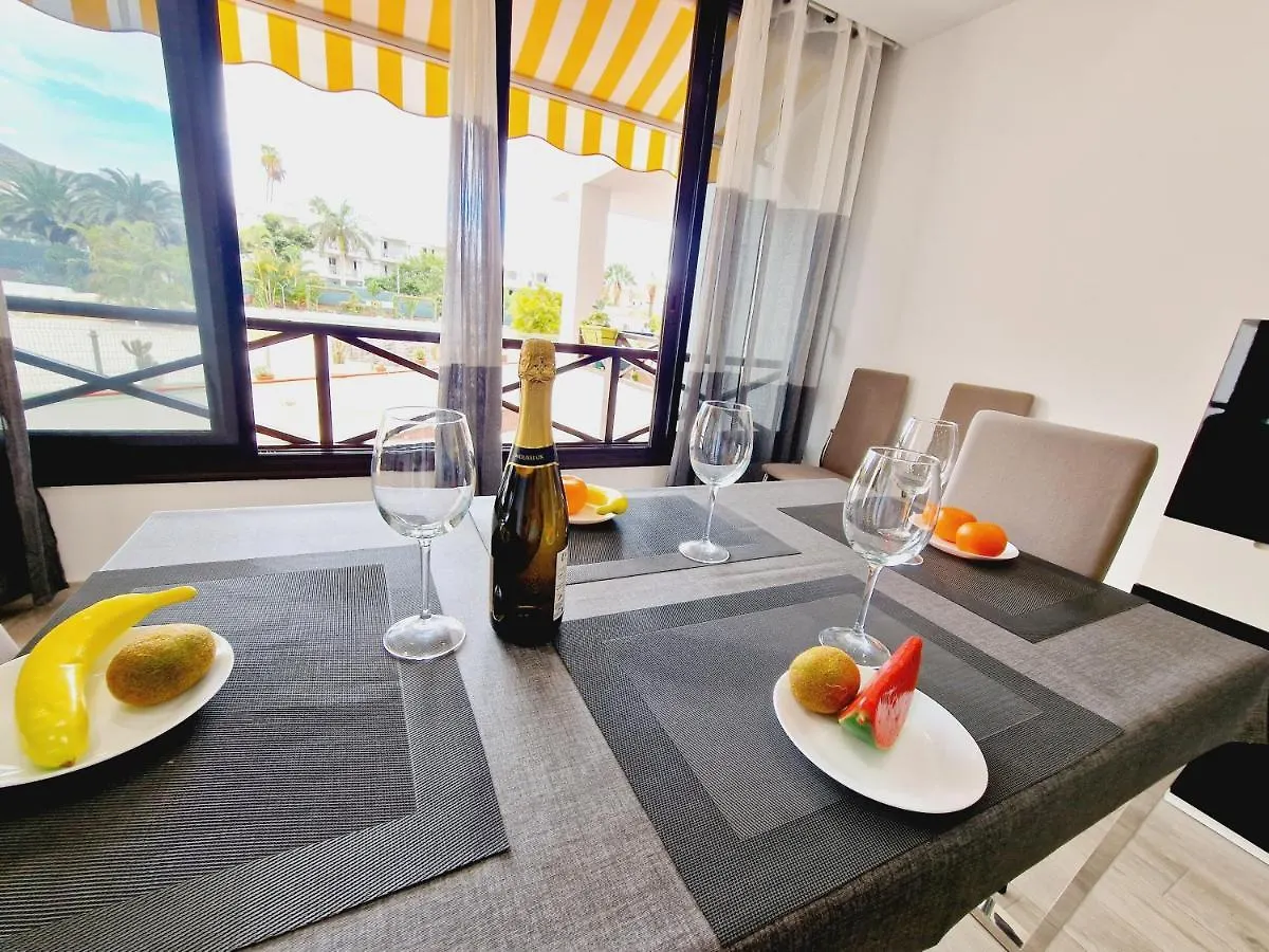 Luxury San Marino Apartment & Pool View Los Cristianos  0*, Los Cristianos (Tenerife)