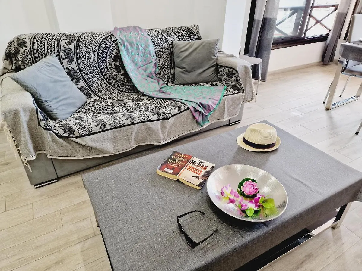 Casa vacanze Luxury San Marino Apartment & Pool View Los Cristianos
