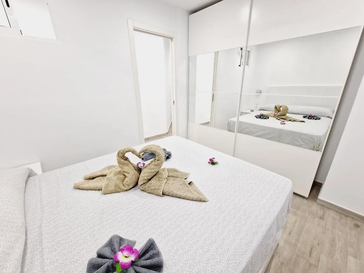 Casa vacanze Luxury San Marino Apartment & Pool View Los Cristianos